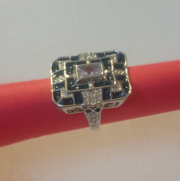 Elegant Blue and Silver Geometric Ring - Picture 12 of 12